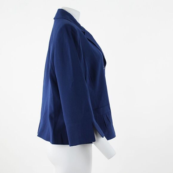 Jones Wear Three Button Navy Blazer - Picture 5 of 5